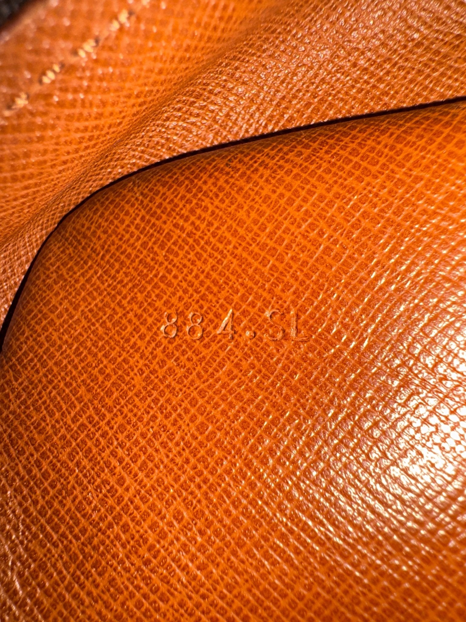 Louis Vuitton Danube GM Braun Monogramm - BagAffair