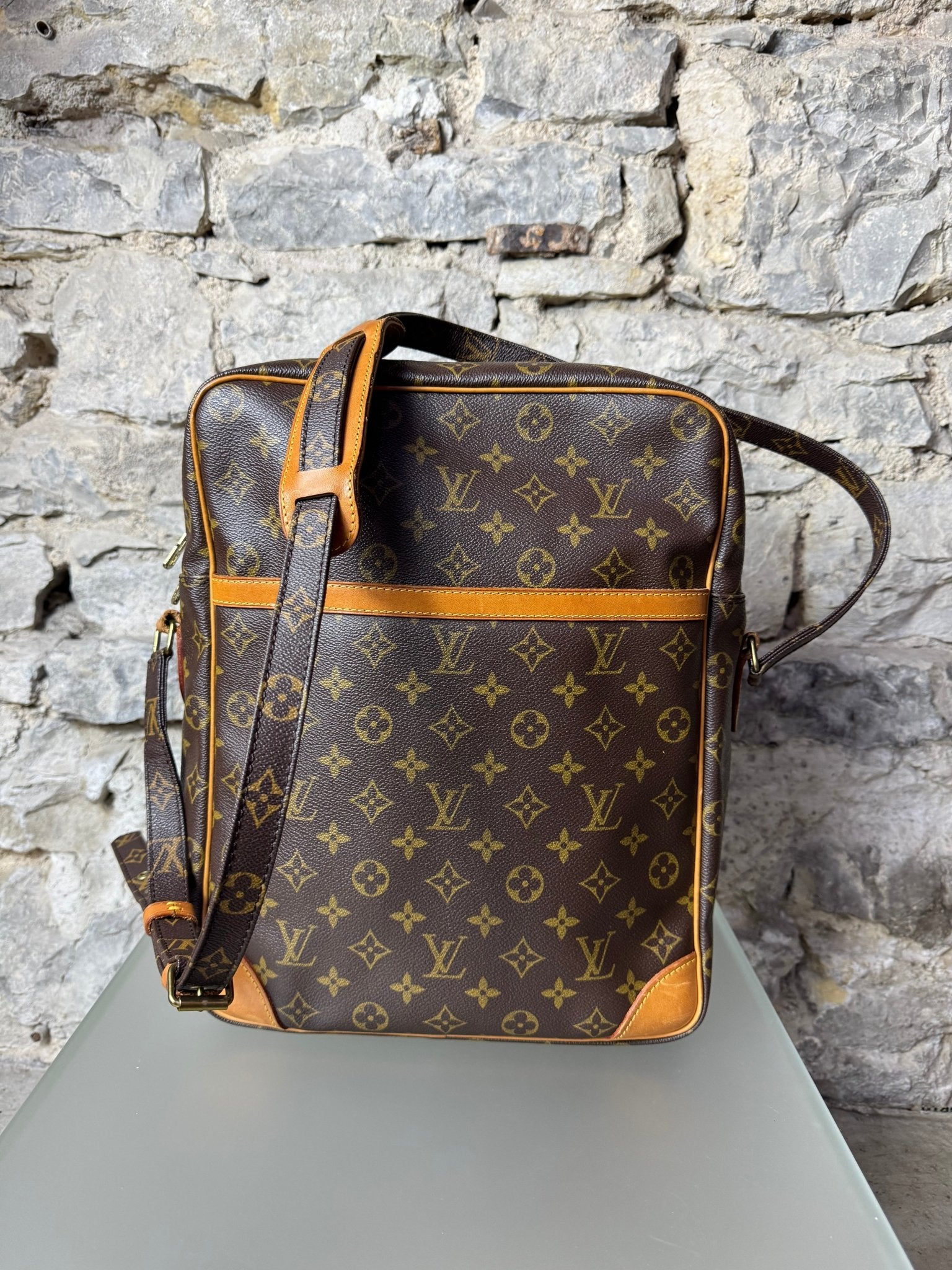 Louis Vuitton Danube GM Braun Monogramm - BagAffair