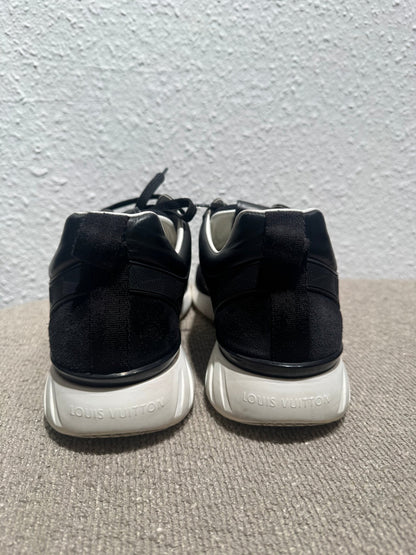 Louis Vuitton Fastlane Sneaker Schwarz / Weiß - BagAffair