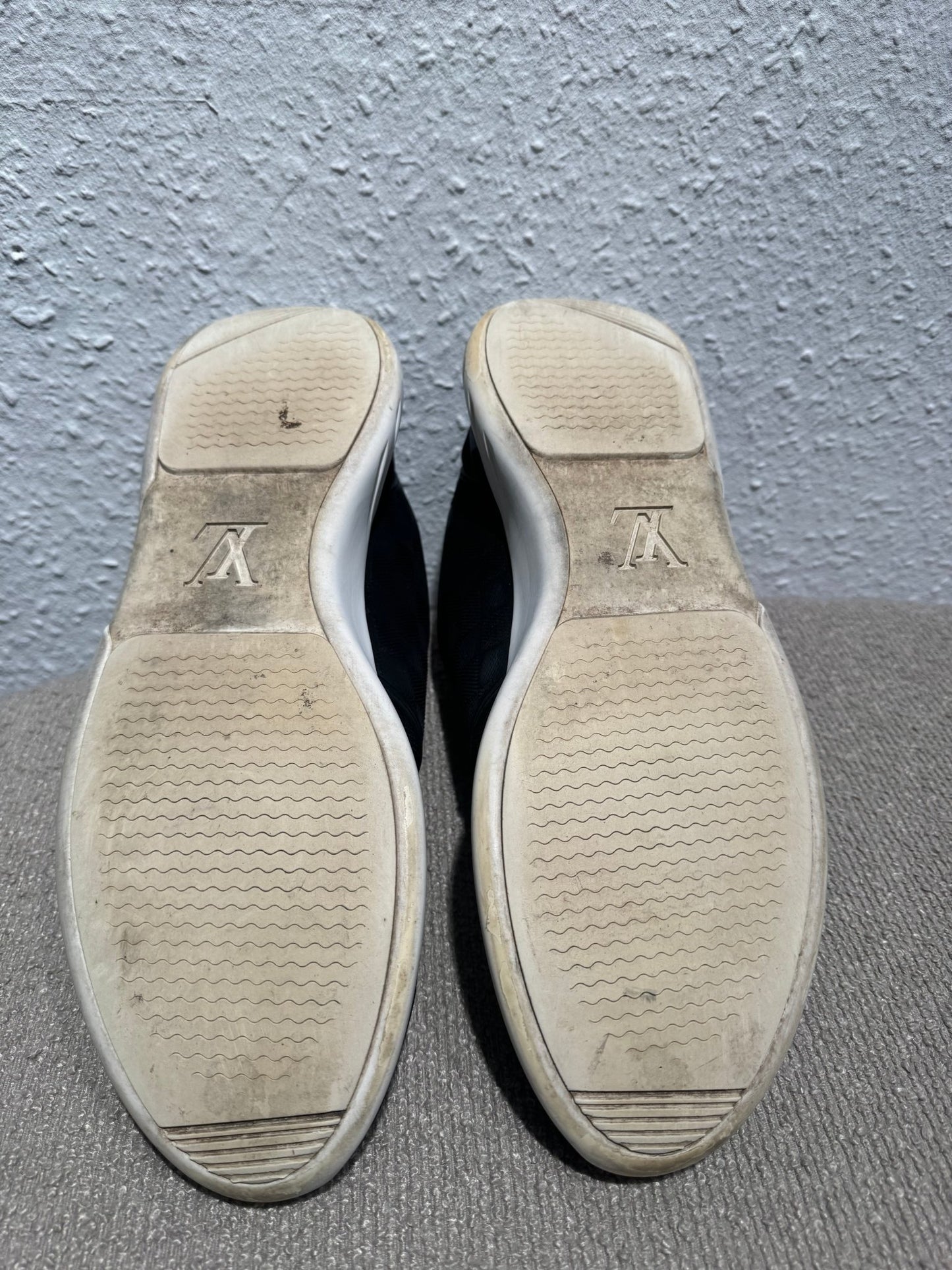Louis Vuitton Fastlane Sneaker Schwarz / Weiß - BagAffair