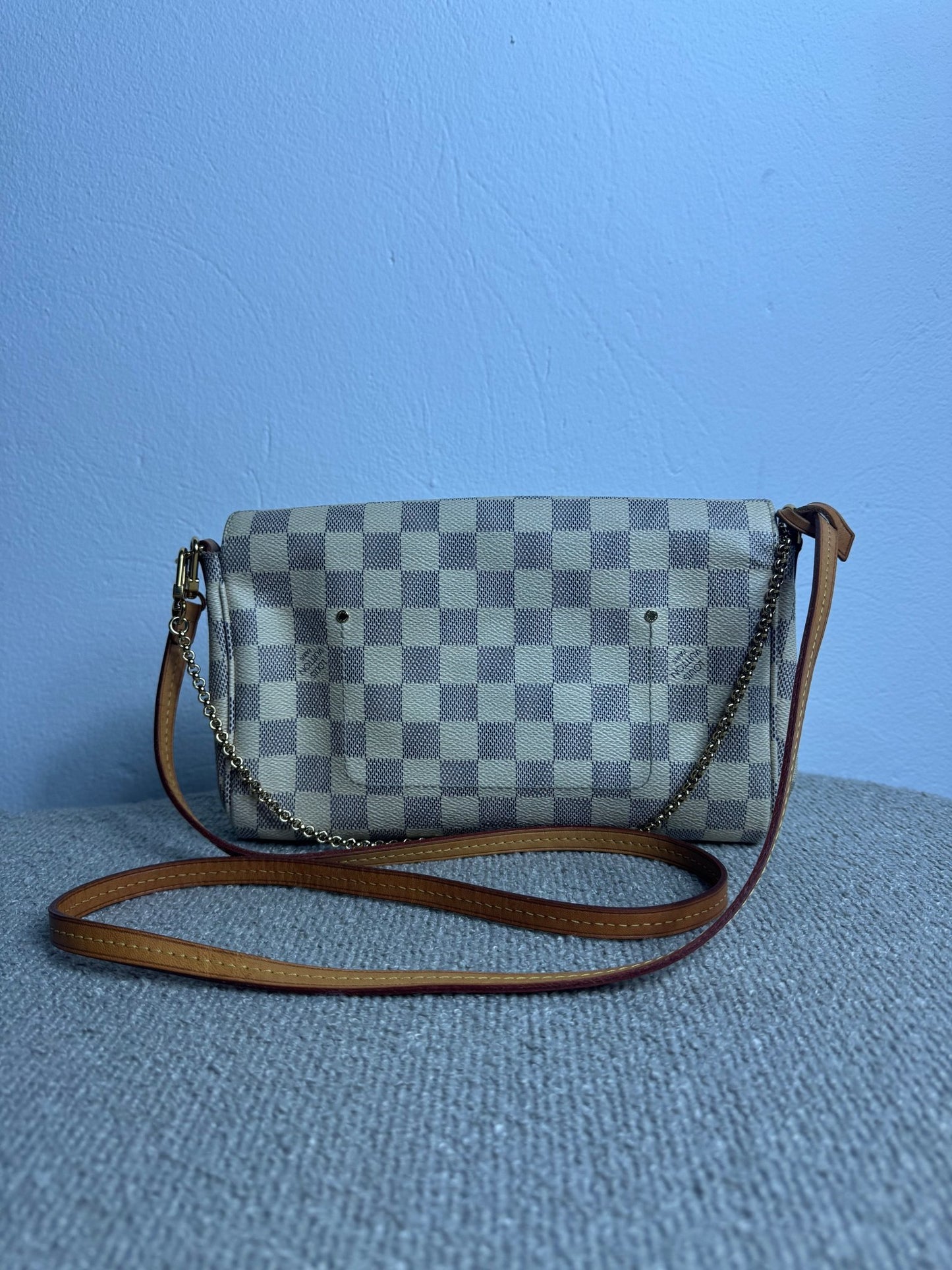 Louis Vuitton Favorite MM – Damier Azur - BagAffair