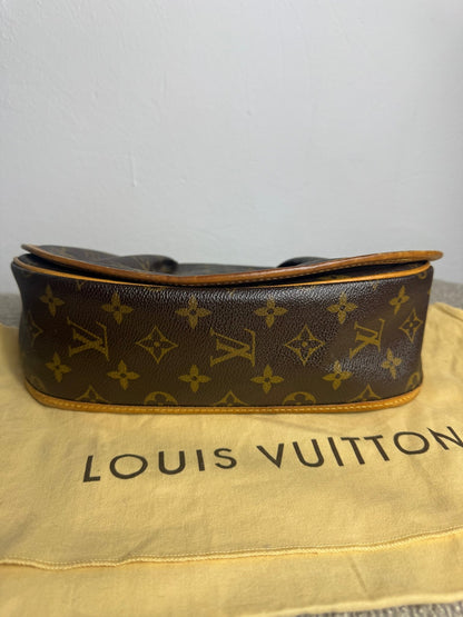 Louis Vuitton Menilmontant MM – Monogram Canvas - BagAffair