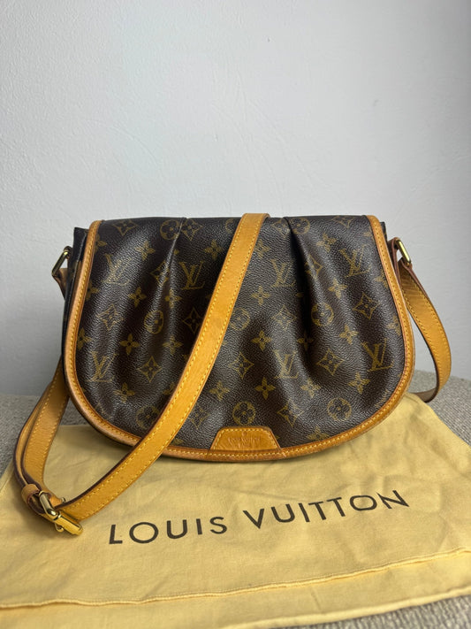 Louis Vuitton Menilmontant MM – Monogram Canvas - BagAffair
