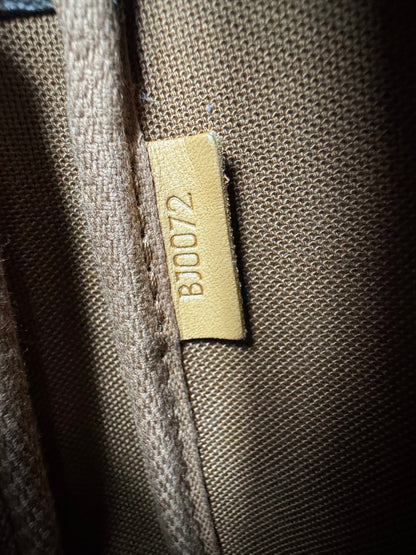 Louis Vuitton Pochette Accessoires – Monogram - BagAffair