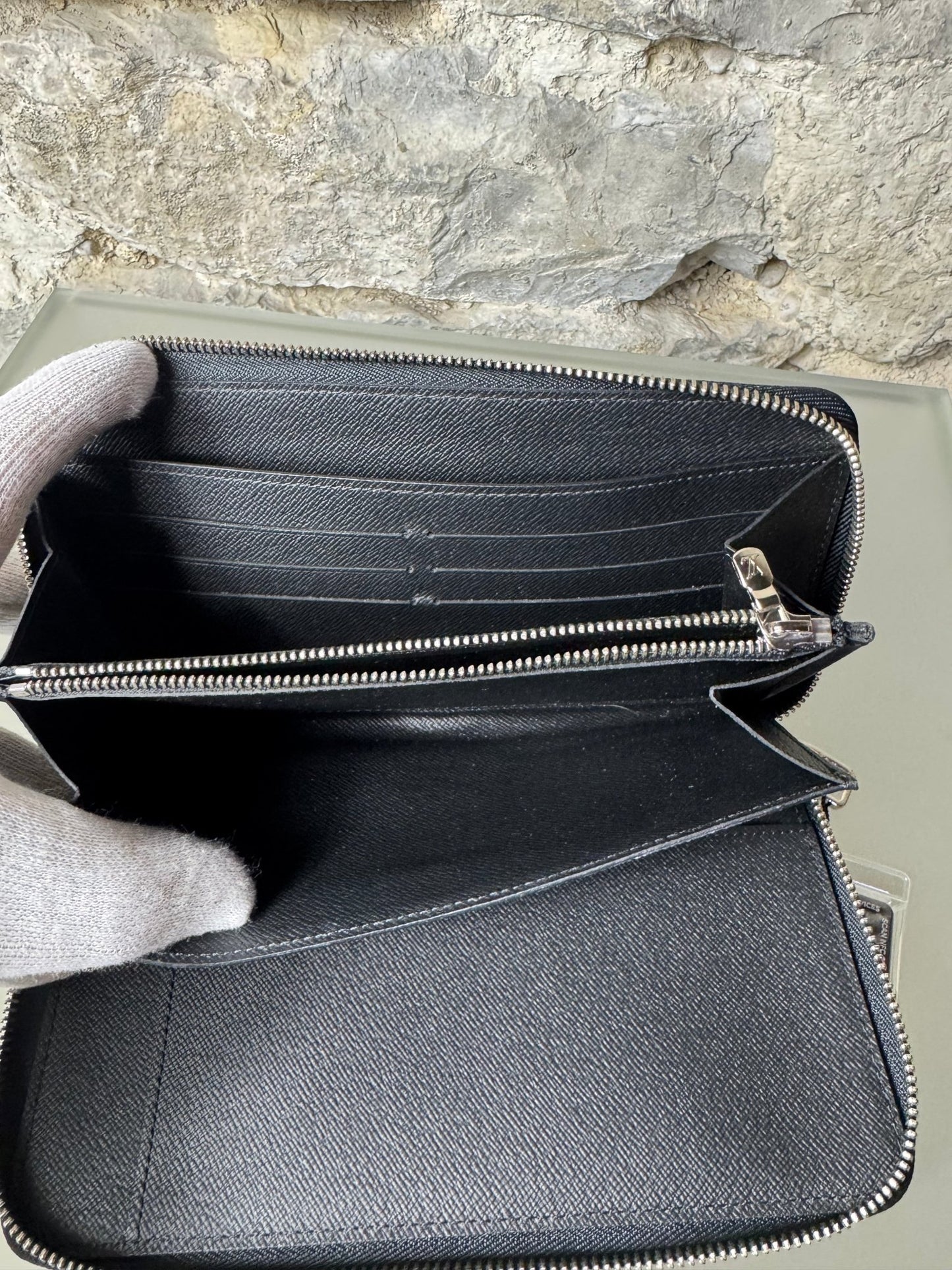 Louis Vuitton Zippy Geldbörse – Epi Leder - BagAffair