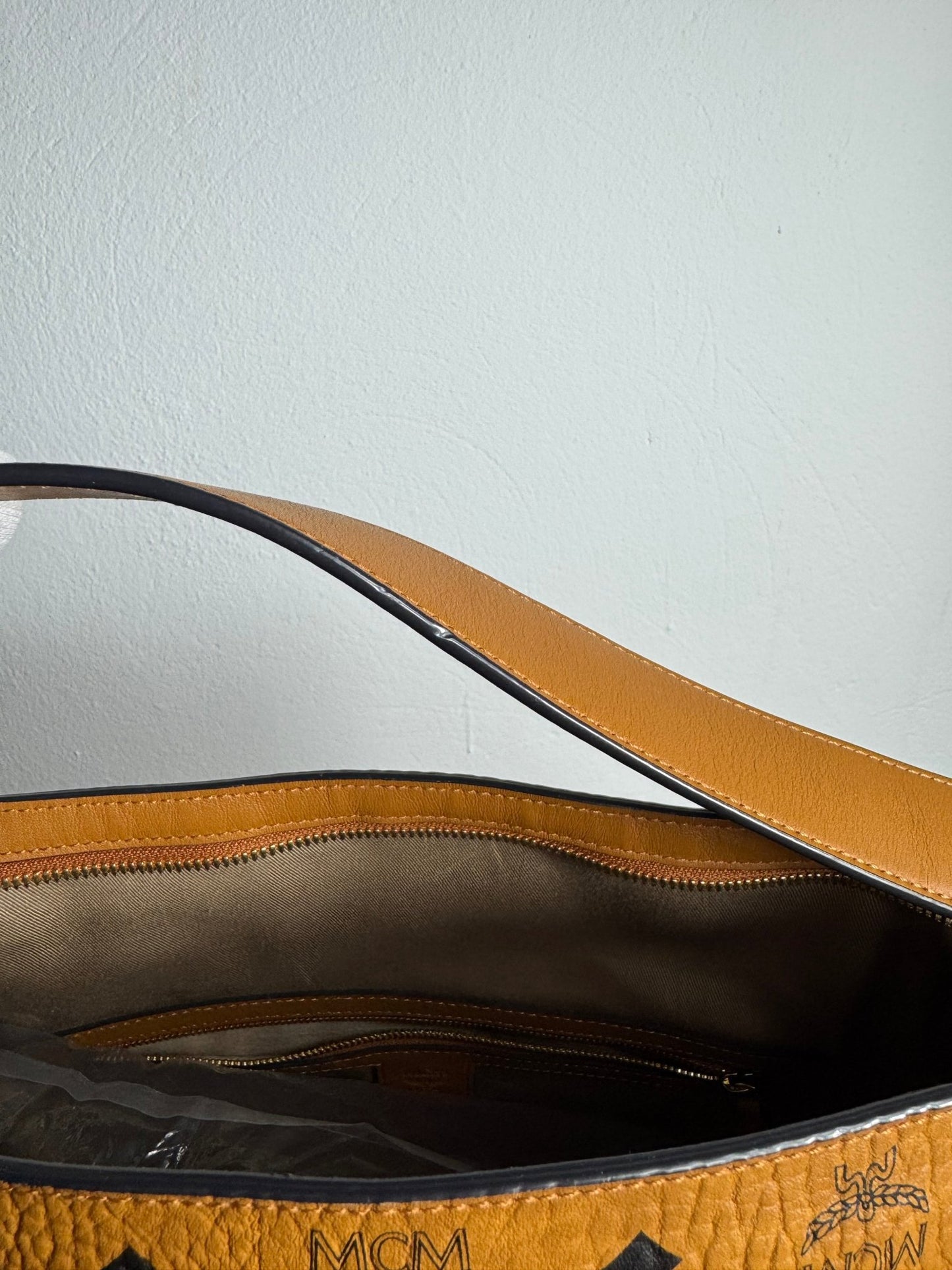 MCM Klara Hobo Bag Large - BagAffair