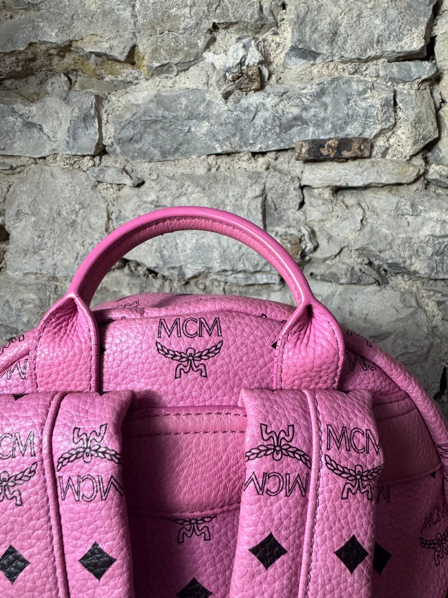 MCM Stark Rucksack – Pink (Groß) - BagAffair