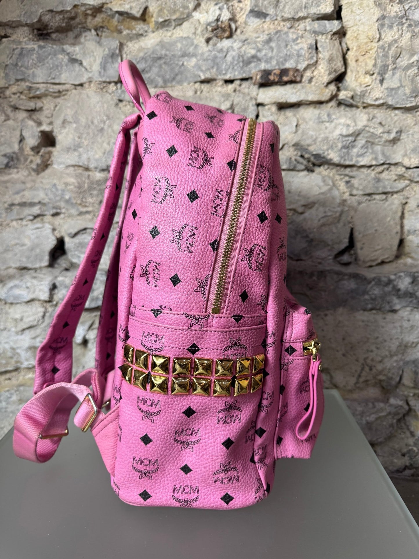 MCM Stark Rucksack – Pink (Groß) - BagAffair