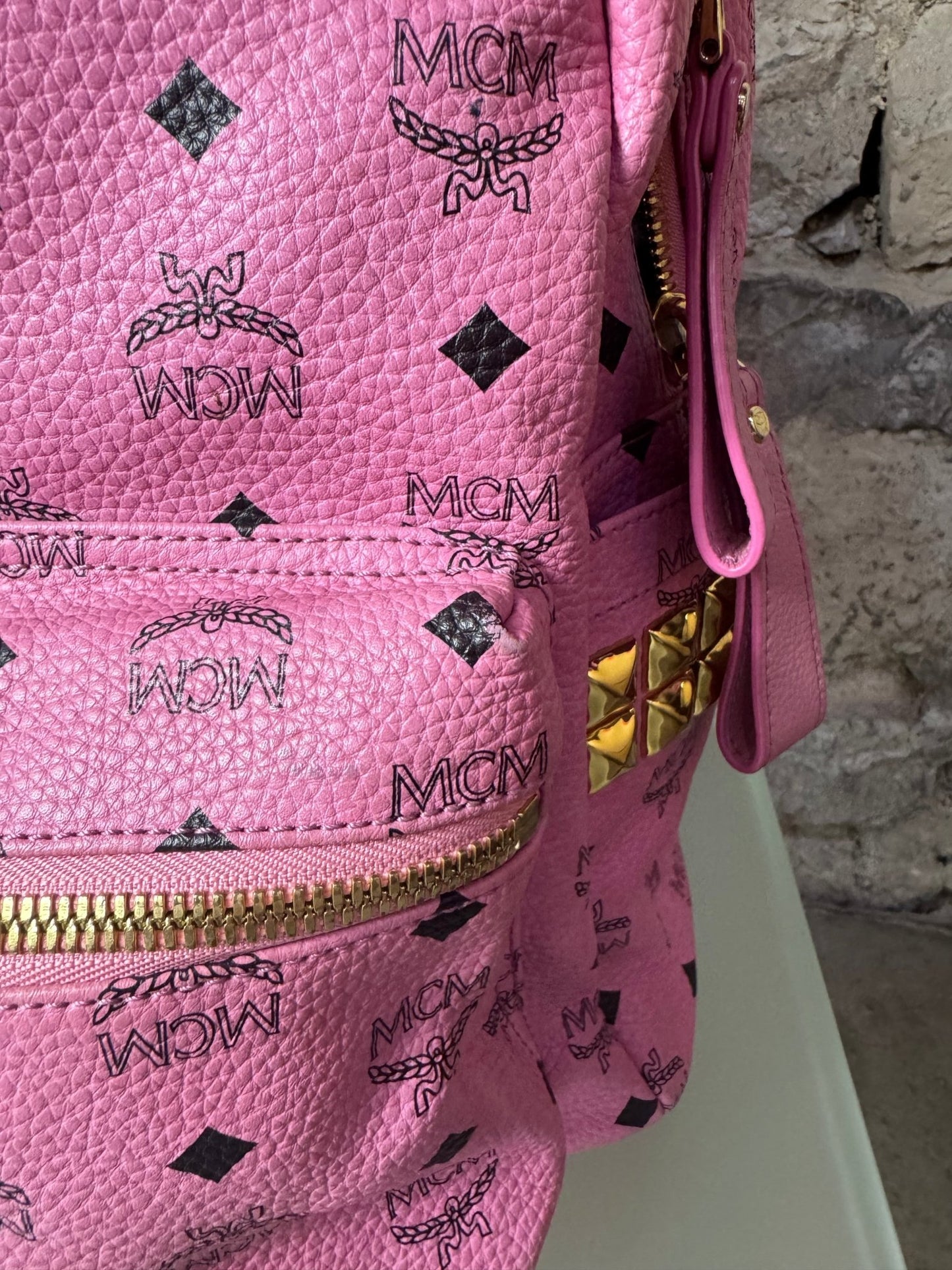 MCM Stark Rucksack – Pink (Groß) - BagAffair