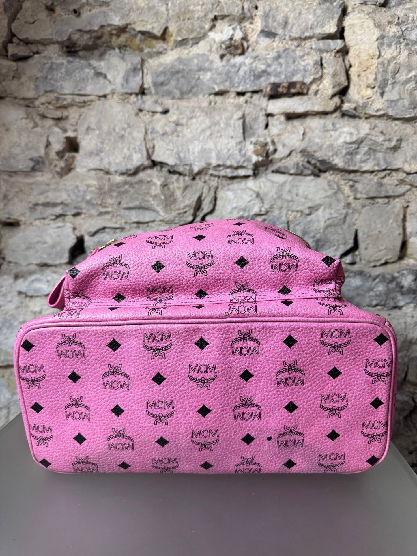 MCM Stark Rucksack – Pink (Groß) - BagAffair
